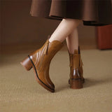 Botas em pele